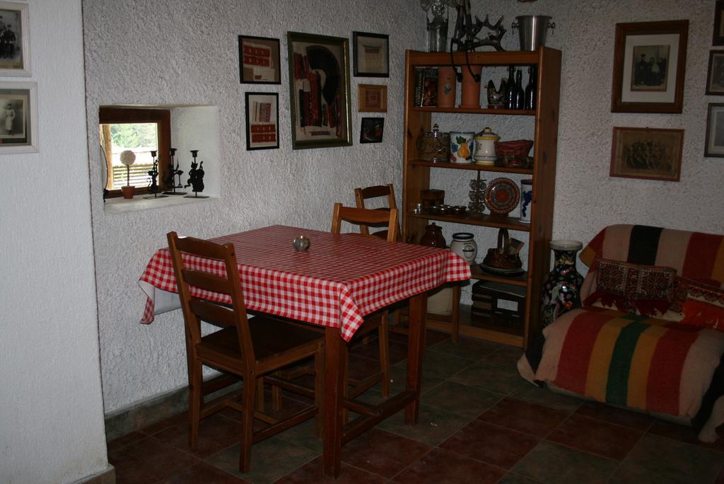 Guest House Kamenik Ягодина Экстерьер фото