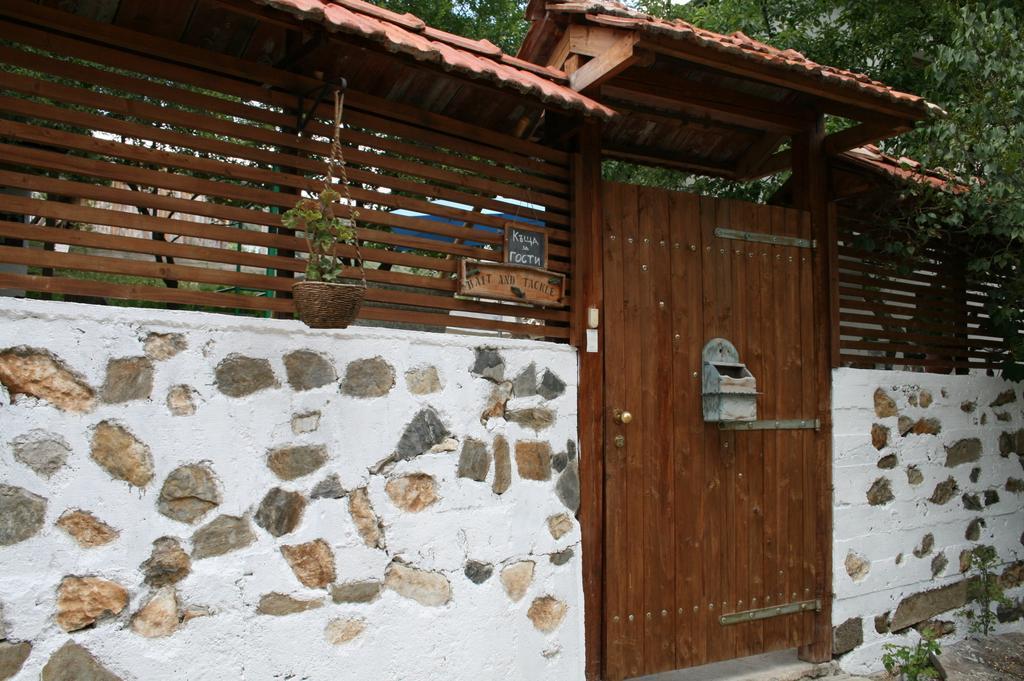 Guest House Kamenik Ягодина Экстерьер фото